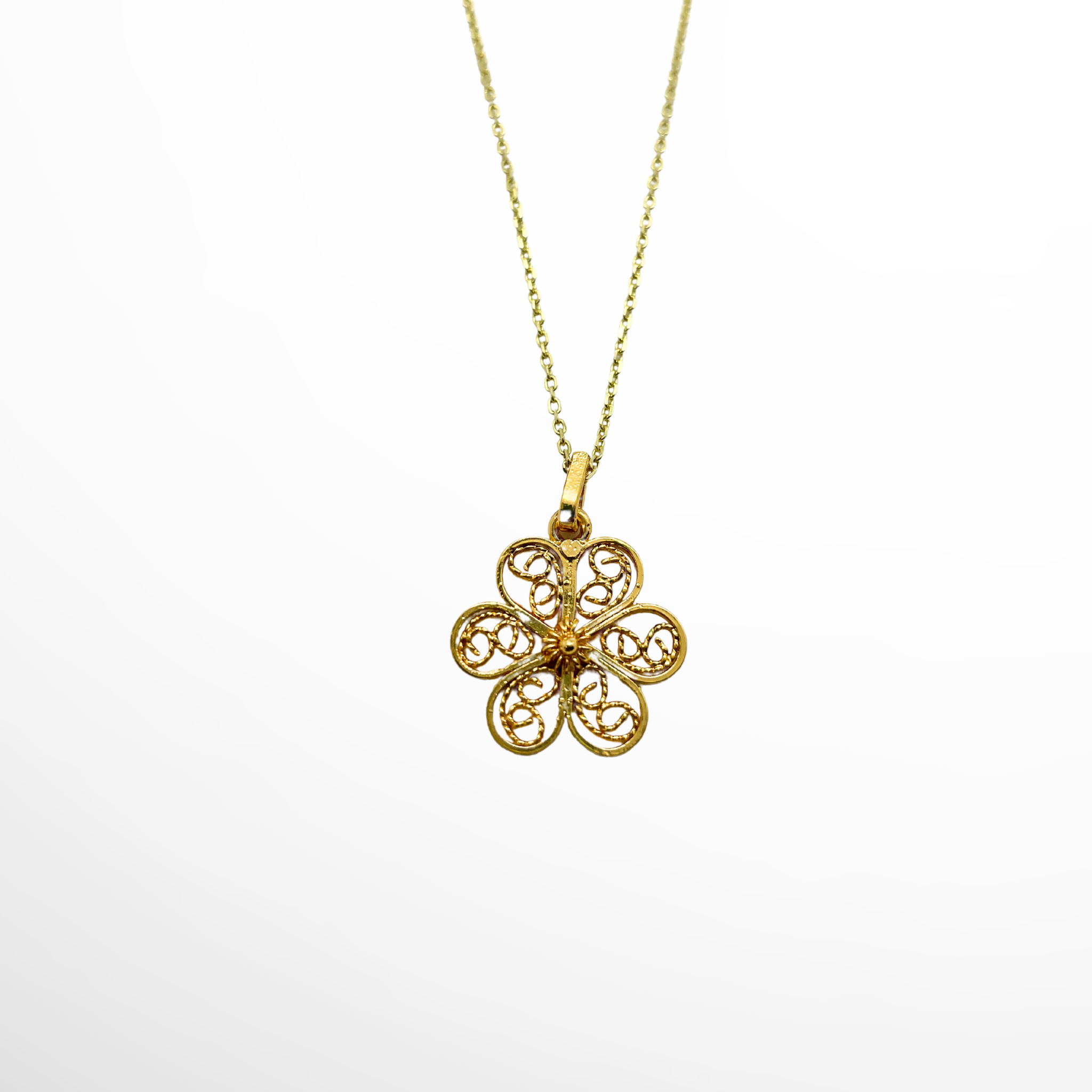 Flor Filigree Pendant Necklace Gold Alejandra Collective