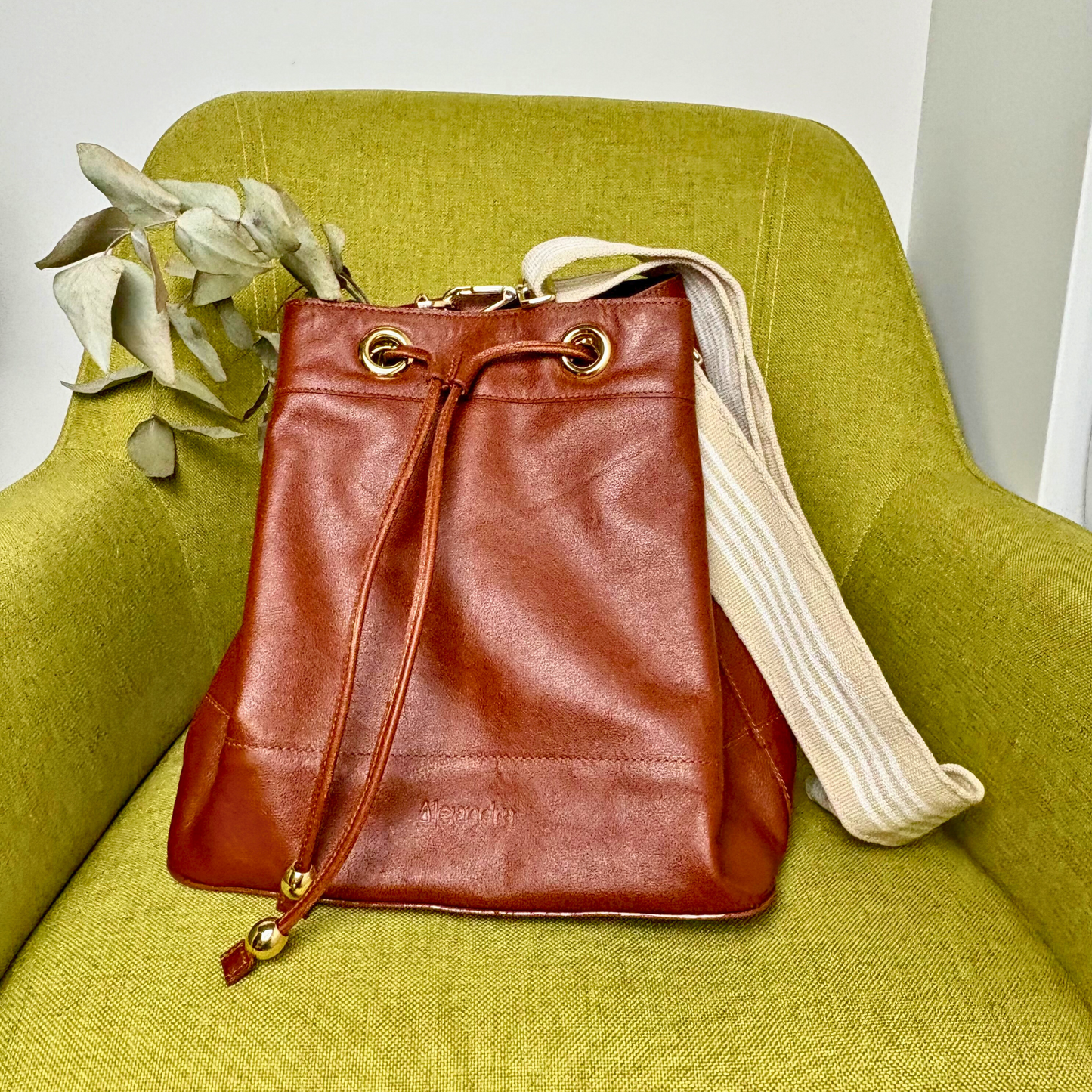 Charlotte Genuine Leather Bucket Bag Cognac