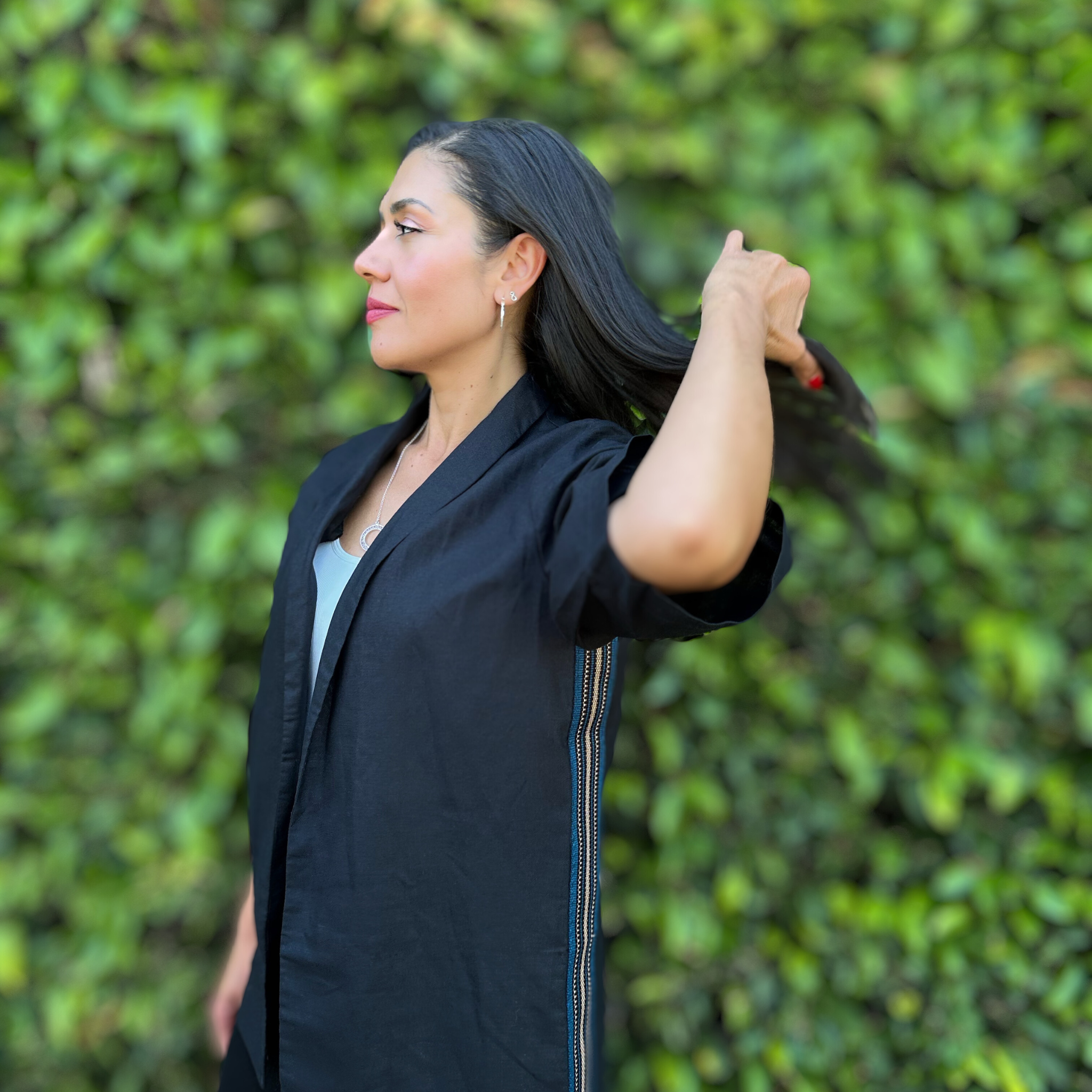 Pure Linen Kimono Blazer, Black. Navy Blue patterns Continente Dorado