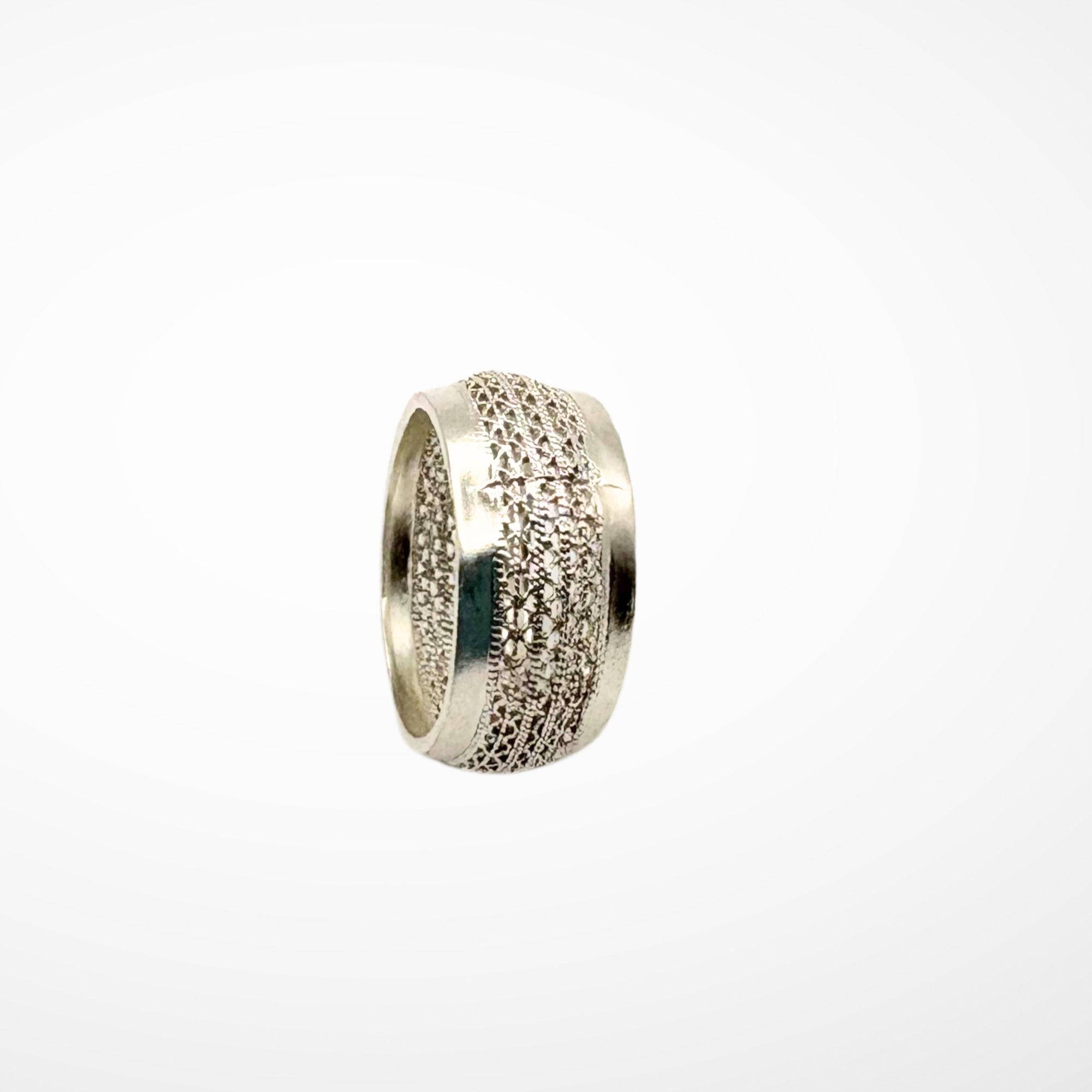 Sophia Filigree Band Ring Alejandra Collective